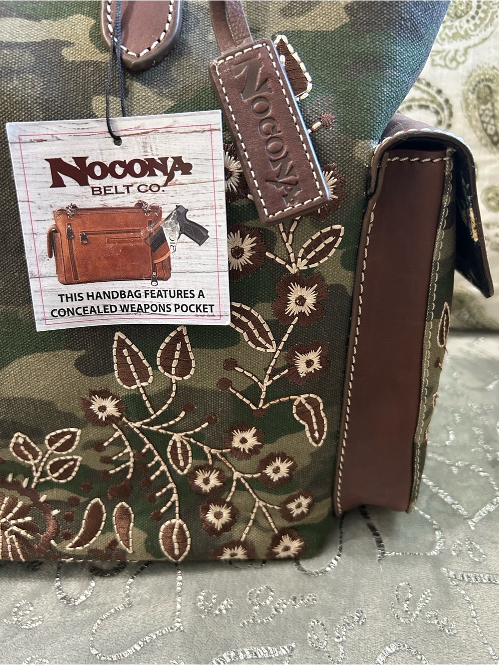 NWT Nocona XL, Camo Green/Brown Floral Embroidered Conceal Carry Satchel - Picture 2 of 10